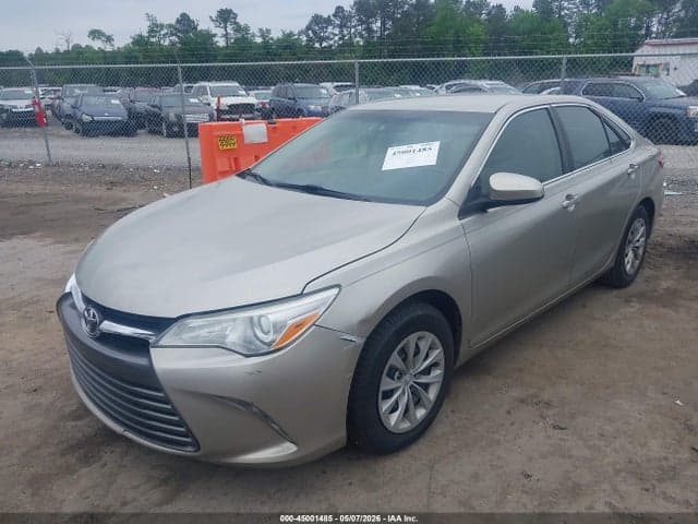 2017 TOYOTA CAMRY LE 6