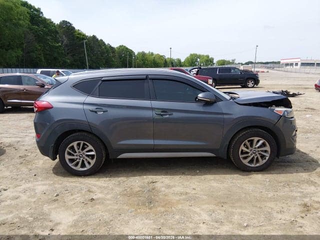 2017 HYUNDAI TUCSON SE PLUS 13
