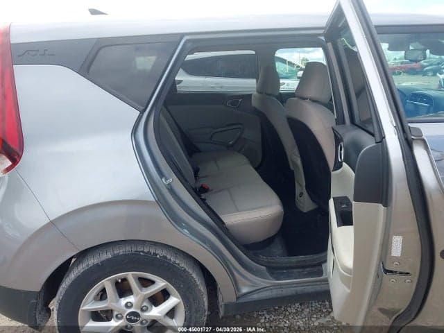 2022 KIA SOUL S 8