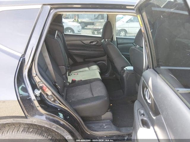 2019 NISSAN ROGUE SV 8
