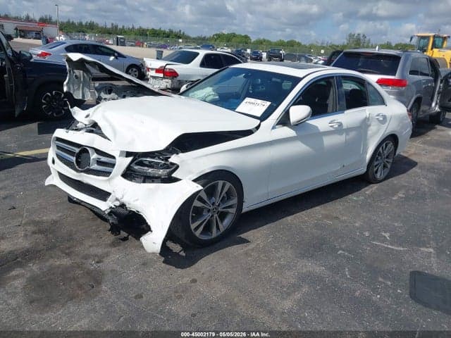2018 MERCEDES-BENZ C 300 2