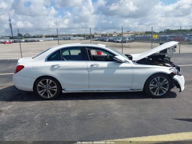 2018 MERCEDES-BENZ C 300 13