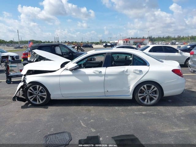 2018 MERCEDES-BENZ C 300 14