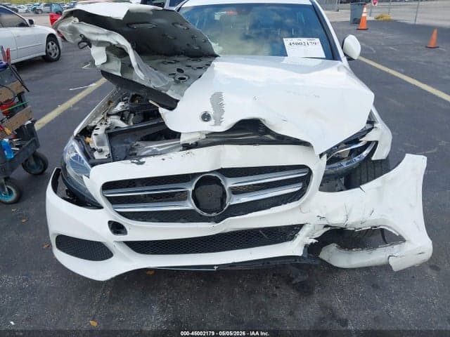 2018 MERCEDES-BENZ C 300 6
