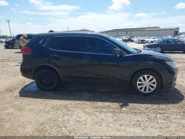 2017 NISSAN ROGUE S 12