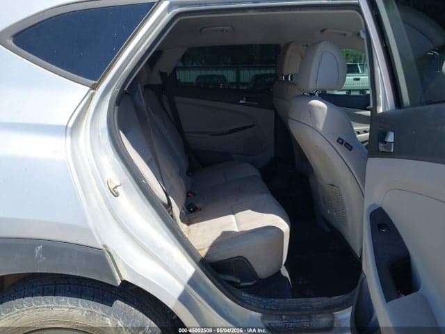 2018 HYUNDAI TUCSON SEL 8