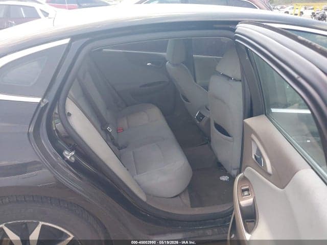 2017 CHEVROLET MALIBU 1LT 8