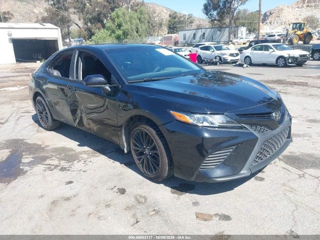 2019 TOYOTA CAMRY SE