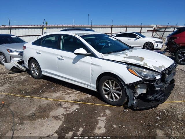 2018 HYUNDAI SONATA SE 1