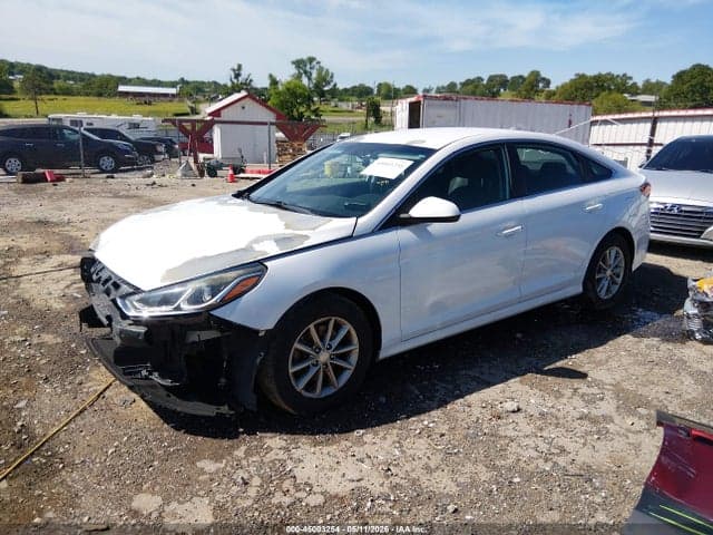 2018 HYUNDAI SONATA SE 2