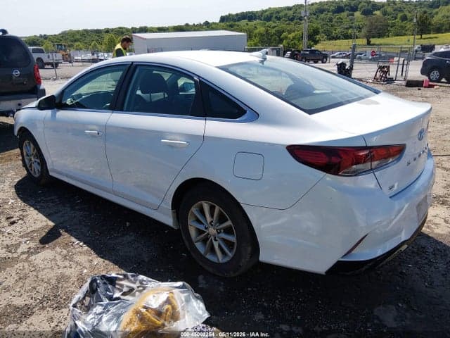 2018 HYUNDAI SONATA SE 3