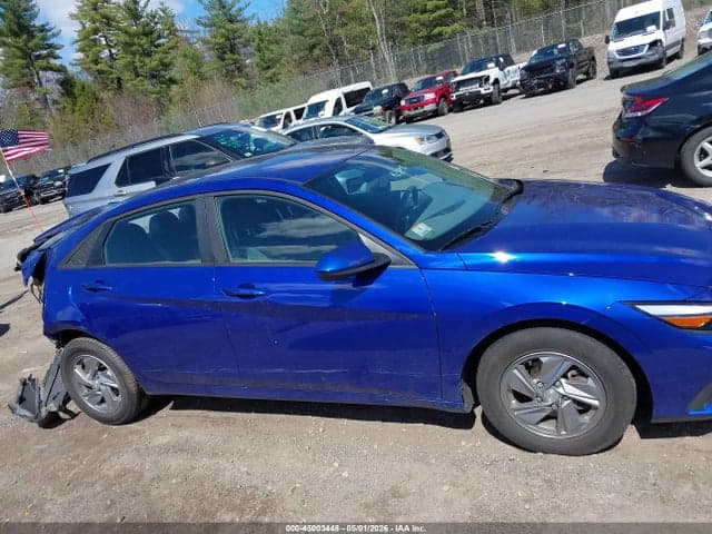 2024 HYUNDAI ELANTRA SE 13
