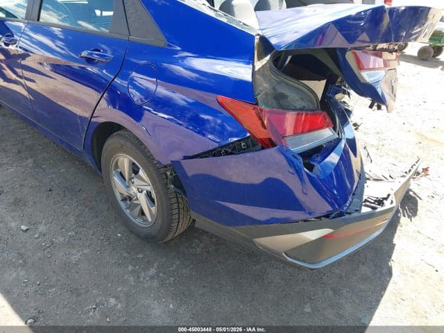 2024 HYUNDAI ELANTRA SE 18