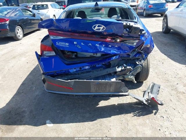 2024 HYUNDAI ELANTRA SE 6