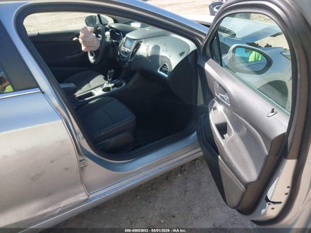 2018 CHEVROLET CRUZE LT AUTO 5