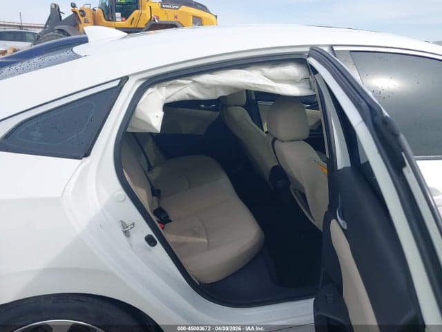 2018 HONDA CIVIC EX 8