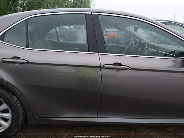 2018 TOYOTA CAMRY L/LE/SE/XLE 13