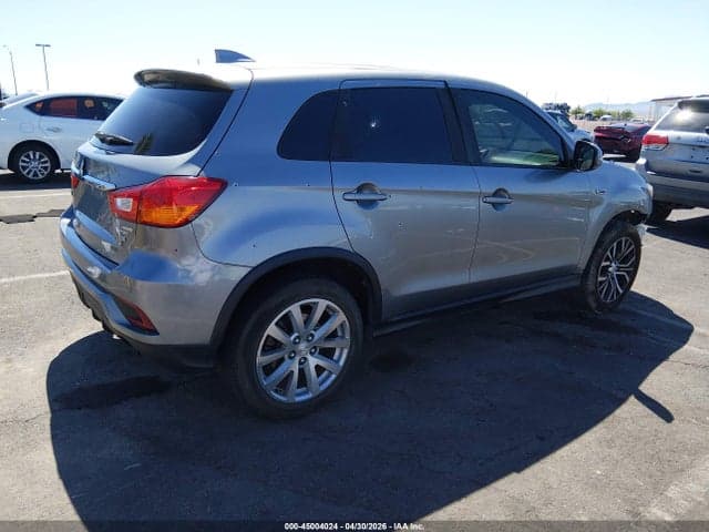 2018 MITSUBISHI OUTLANDER SPORT 2.4 SE 4