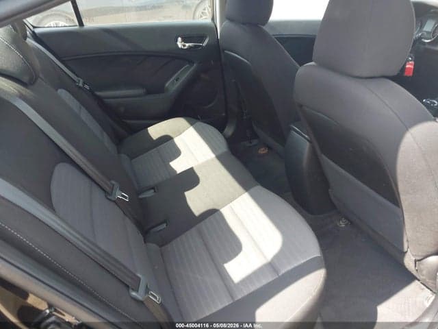 2017 KIA FORTE S 8