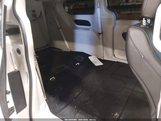 2020 CHRYSLER PACIFICA TOURING L 8