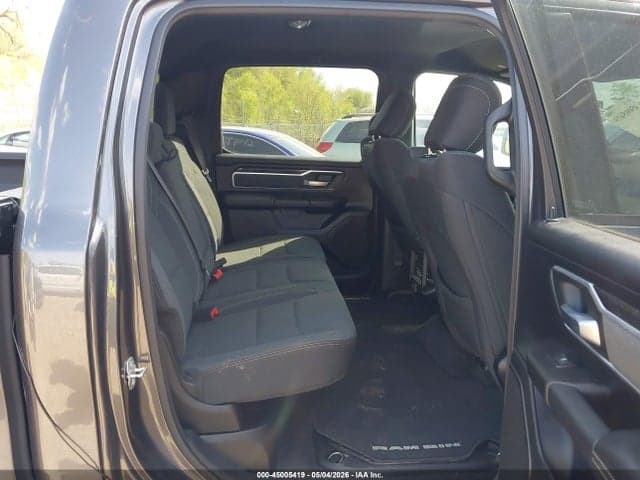 2022 RAM 1500 BIG HORN 4X4 5'7 BOX 8