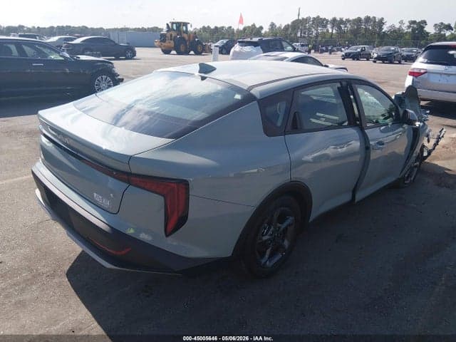 2025 KIA K4 LXS 4