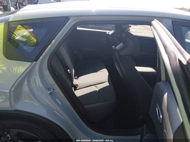 2025 KIA K4 LXS 8