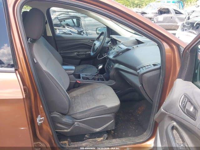 2017 FORD ESCAPE S 5