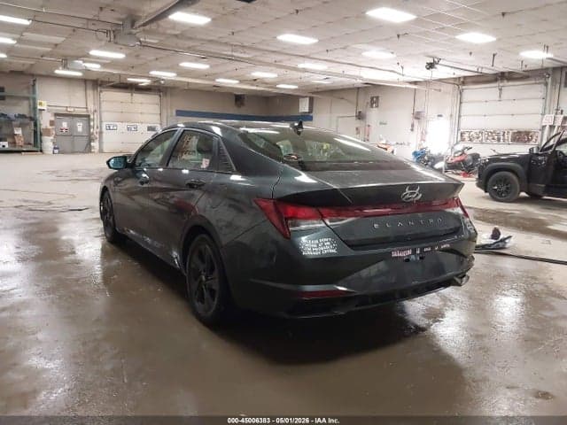 2021 HYUNDAI ELANTRA SEL 3