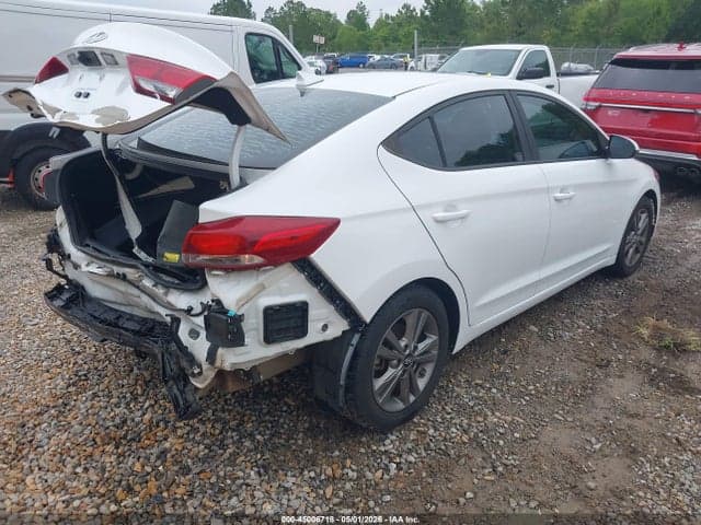 2018 HYUNDAI ELANTRA SEL 4