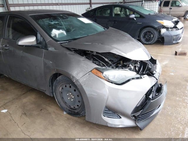 2017 TOYOTA COROLLA LE 18