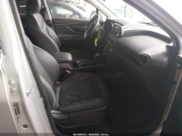 2019 HYUNDAI SANTA FE SE 5