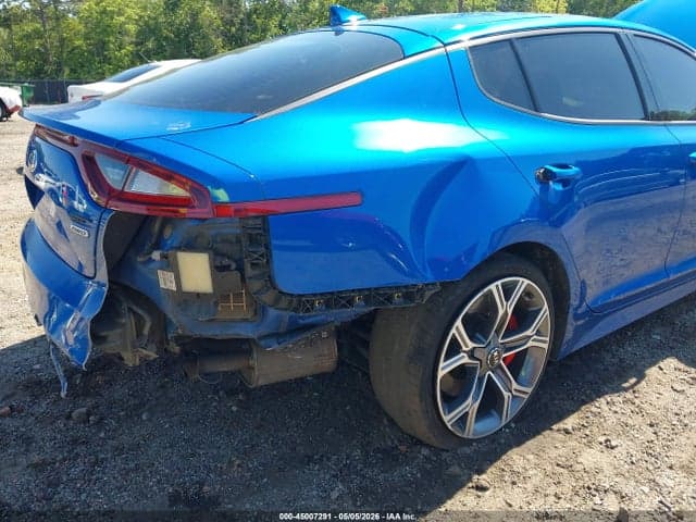2019 KIA STINGER GT1 6