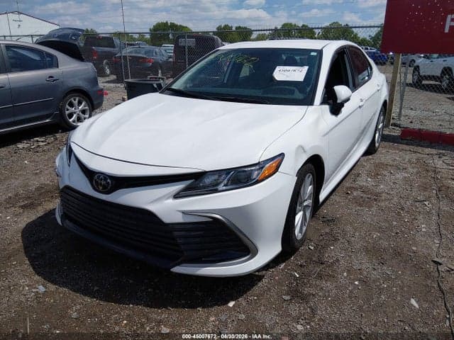 2023 TOYOTA CAMRY LE 2