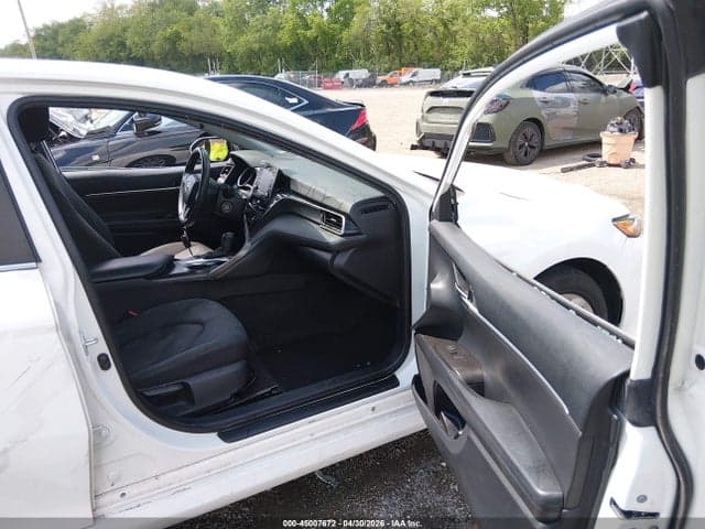 2023 TOYOTA CAMRY LE 5