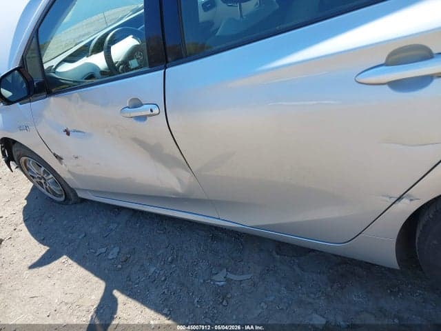 2017 TOYOTA PRIUS PRIME PLUS 6