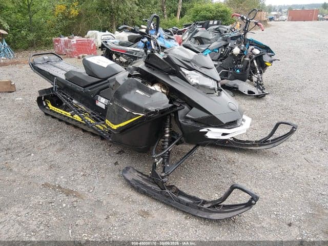 2022 SKI-DOO SUMMIT 850 E-TEC