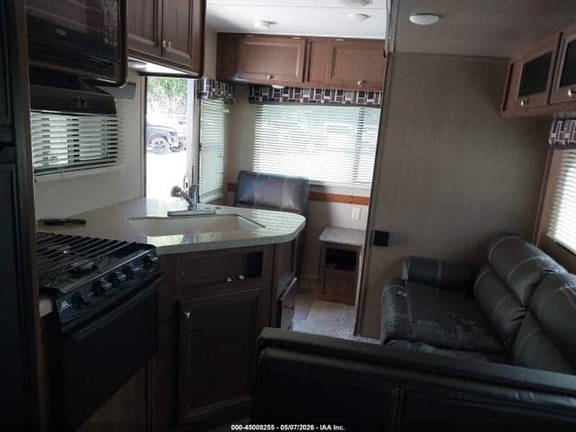2017 COLEMAN LANTERN 270RL TRAVEL TRAILER 8