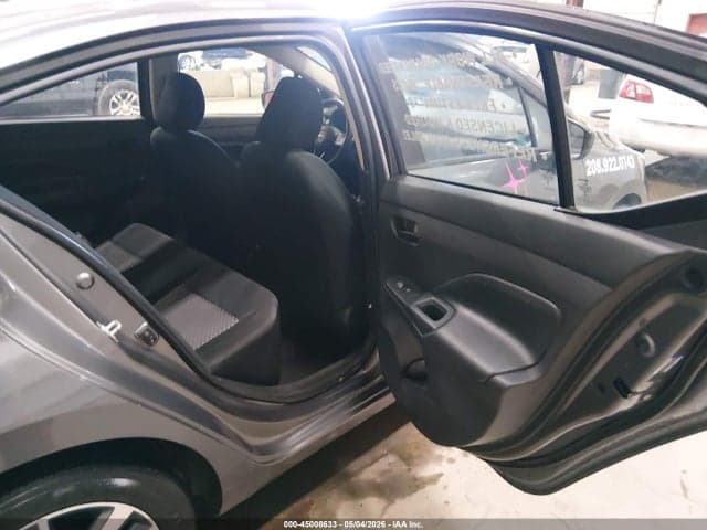 2024 NISSAN VERSA 1.6 S 8