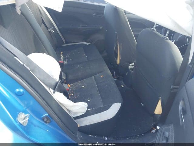 2021 NISSAN VERSA SV XTRONIC CVT 8