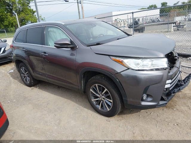 2019 TOYOTA HIGHLANDER XLE