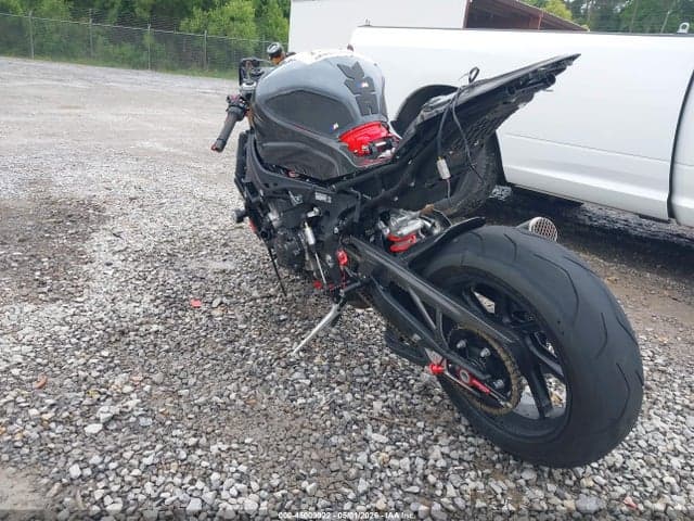 2024 BMW S 1000 RR 3