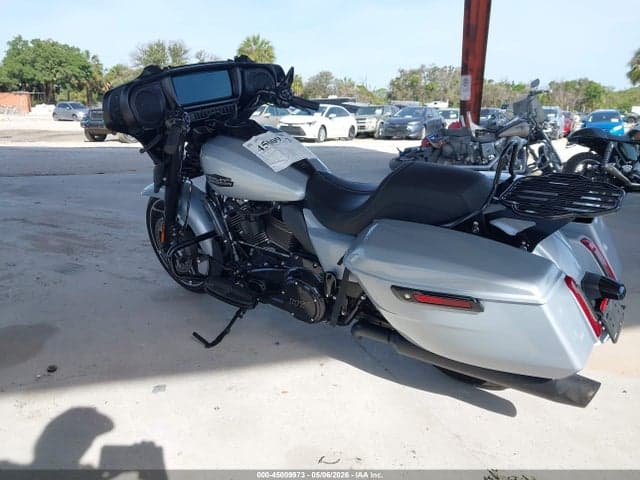 2024 HARLEY-DAVIDSON FLHX 3