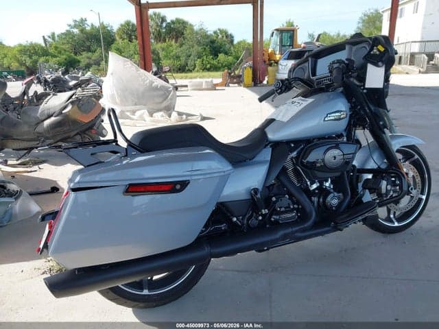 2024 HARLEY-DAVIDSON FLHX 4