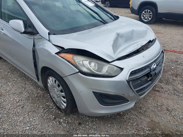 2016 HYUNDAI ELANTRA GT 11