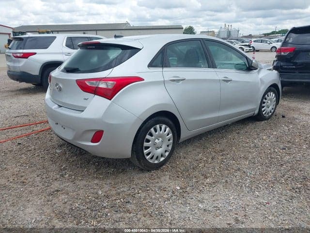 2016 HYUNDAI ELANTRA GT 4