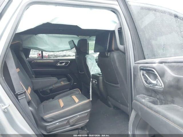 2024 GMC YUKON 4WD AT4 8