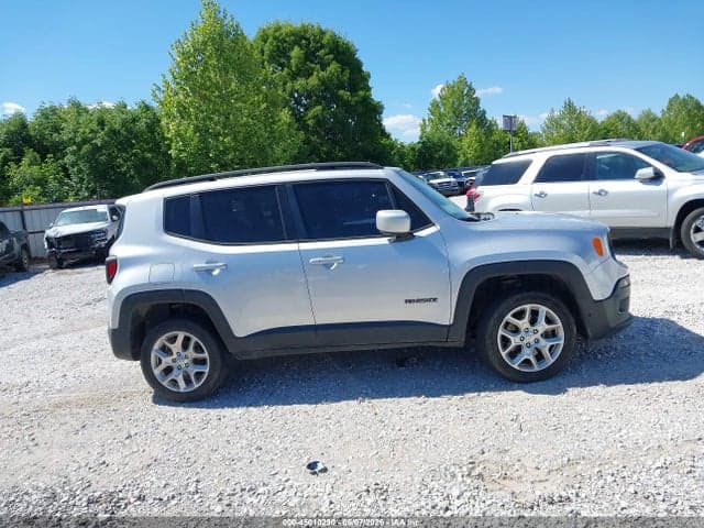 2017 JEEP RENEGADE LATITUDE 4X4 13