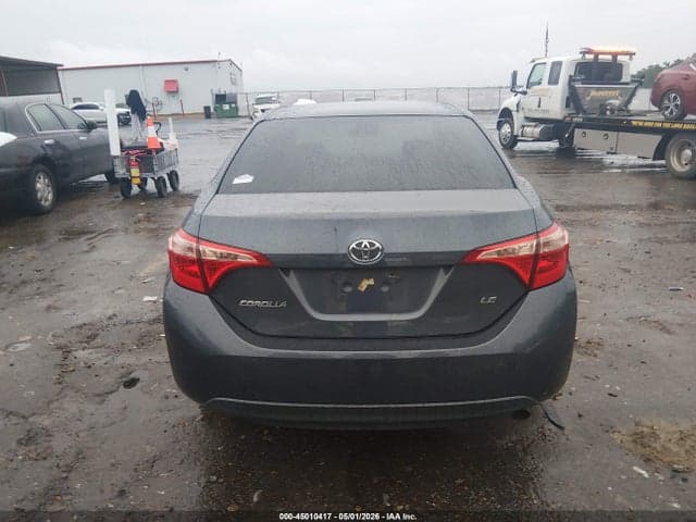 2018 TOYOTA COROLLA LE 17