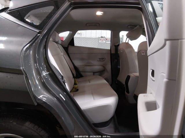 2025 HYUNDAI KONA SE 8